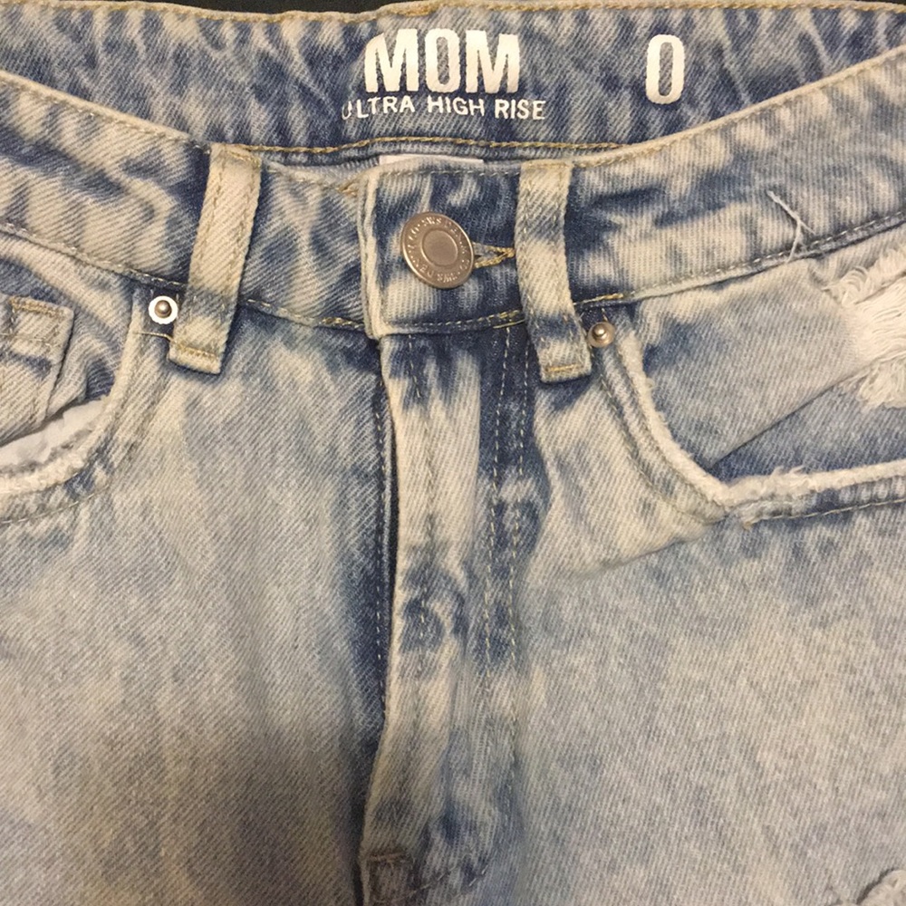 Jeans - Picture 2 of 3